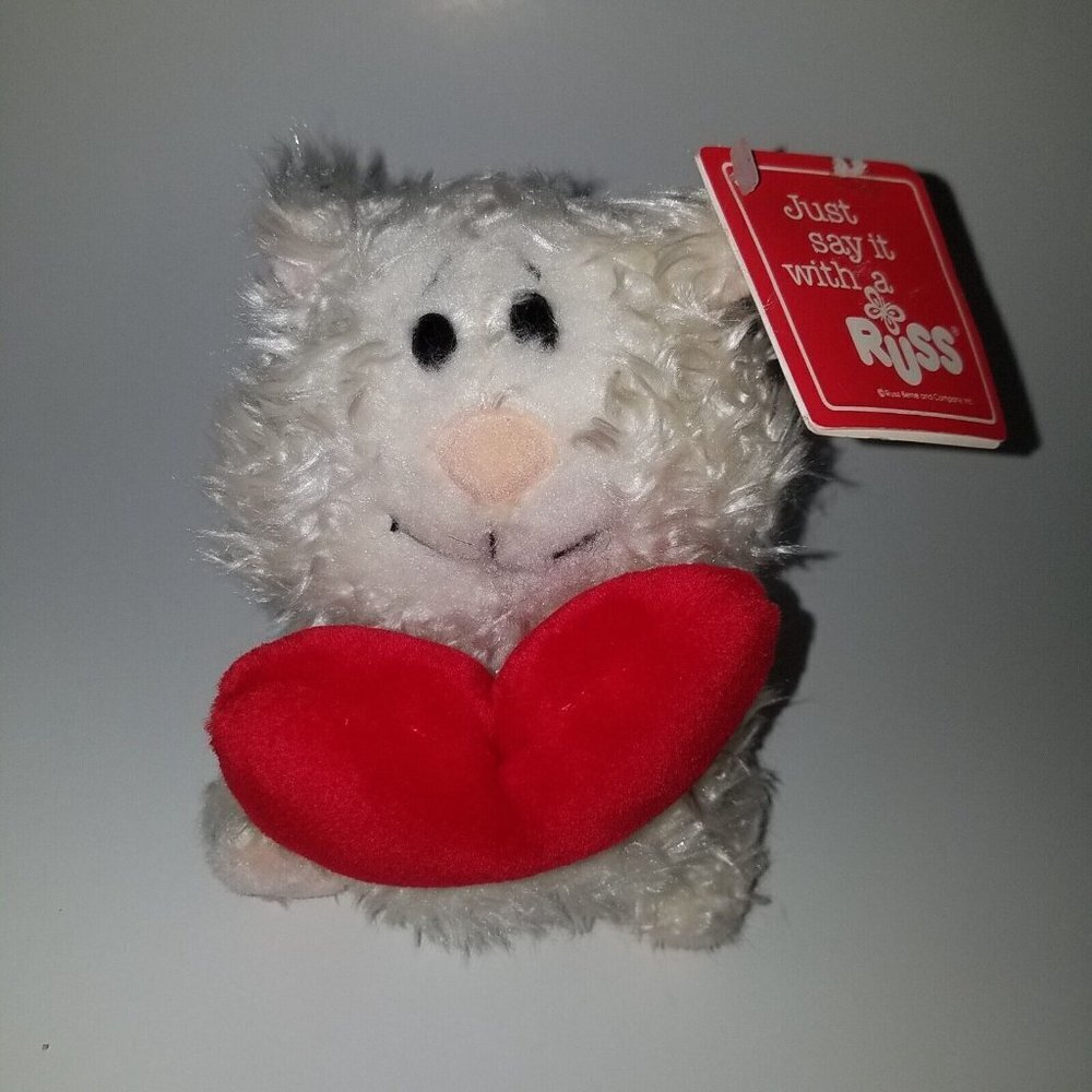 FRAZZLE JR Russ Caress Soft Pet 6" White Fuzzy Kitten Kitty Cat Plush Red Heart